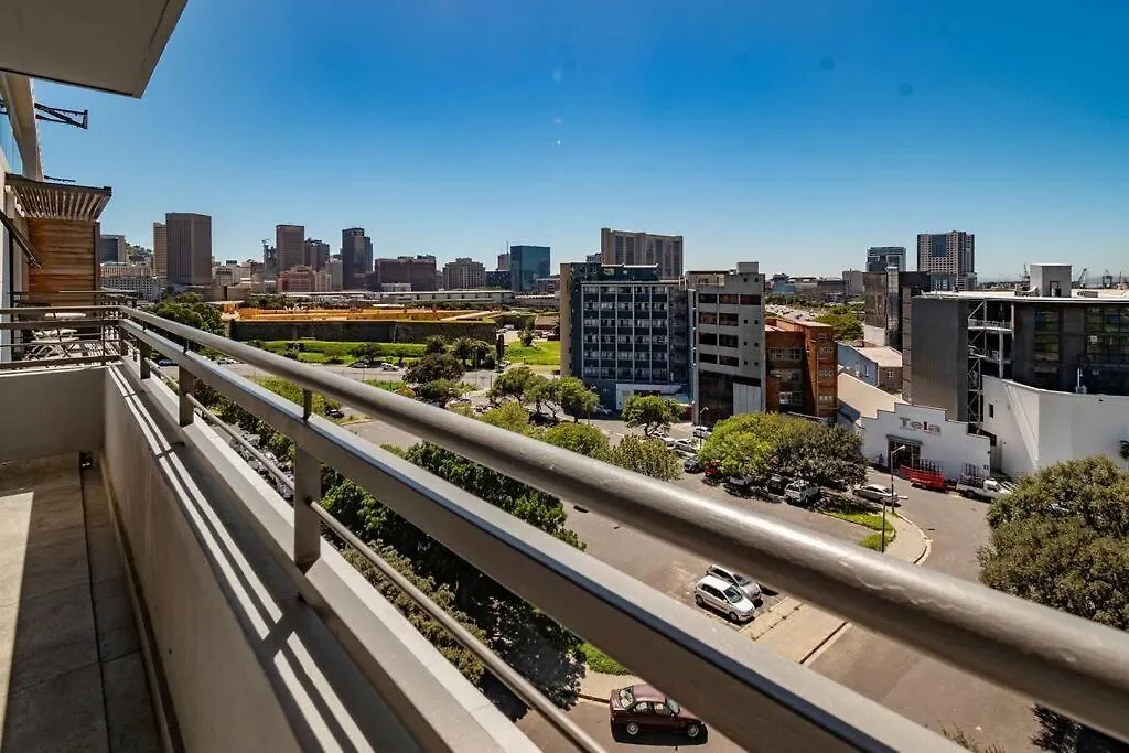 Apartment In The Heart Of Town Cape Town